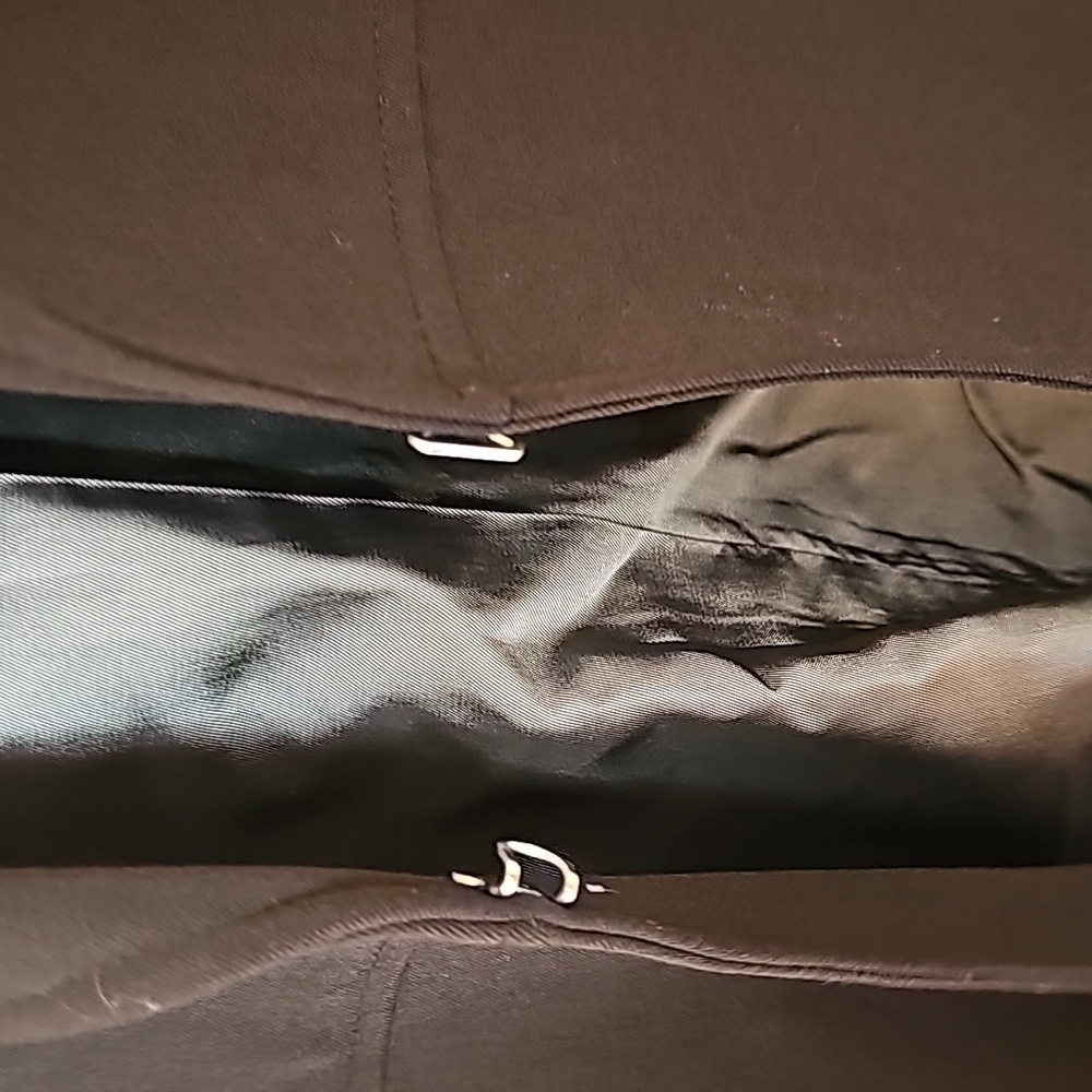 The limted strecth size small black blazer - Picture 3 of 4